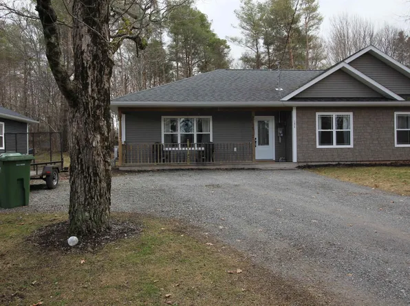 1074 Station Rd, Aylesford, NS B0P 1C0