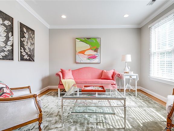 5th image of 6032 Bastione Court Gln