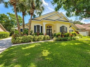 1096 New Castle Ln, Oviedo, FL 32765