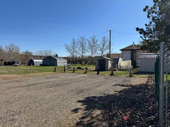 5th image of 38 Hunter Dr