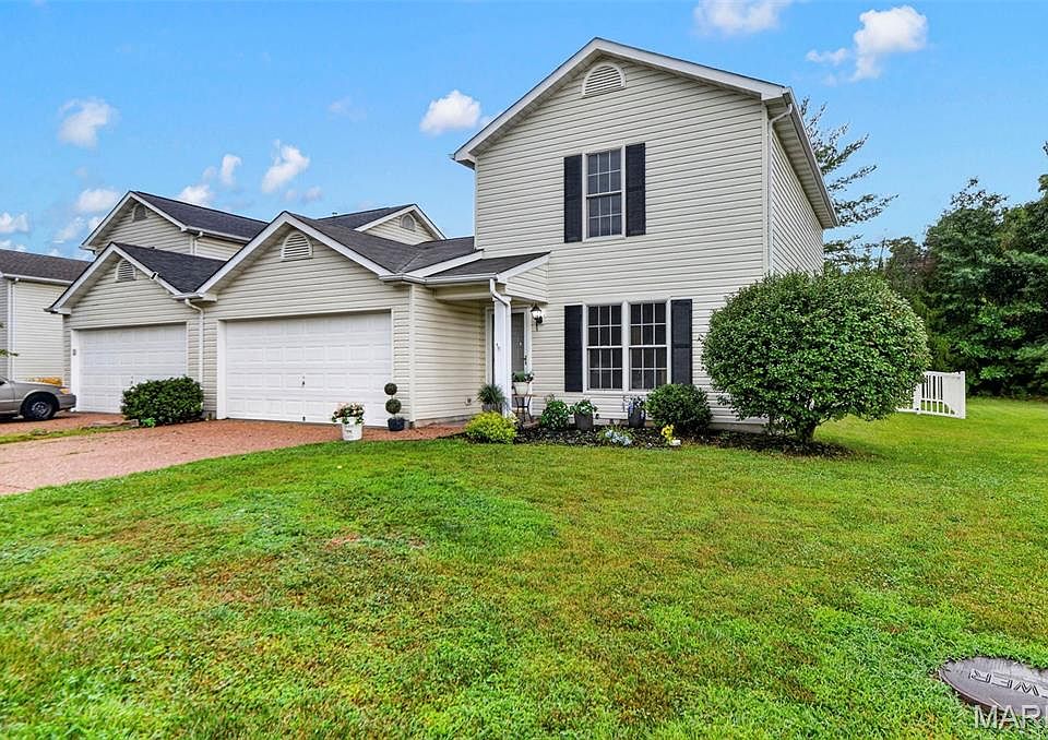 1st image of 1049 Goss Ct Unit 2150B