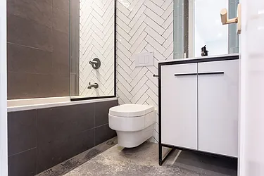 Rented by Evergreen Apartments BK