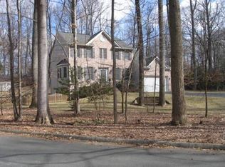 1822 Frank Dr, Crownsville, MD 21032