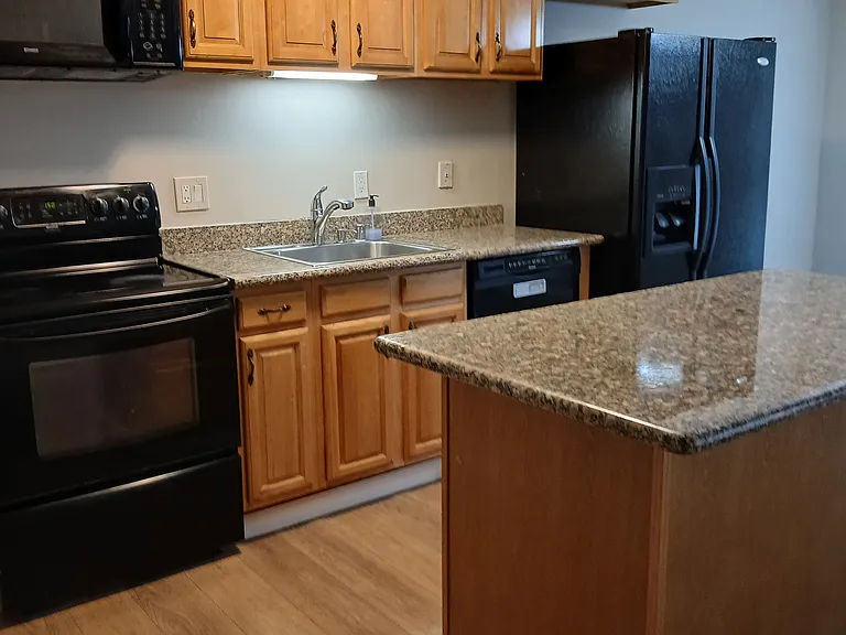 1036 Oak Grove Rd #33 — Photo 2