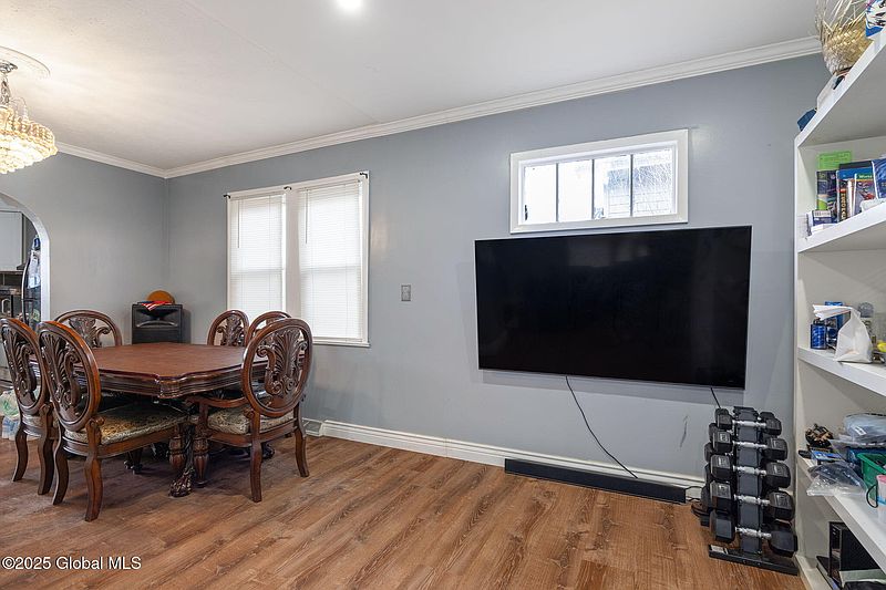 5th image of 1026 Curry Road