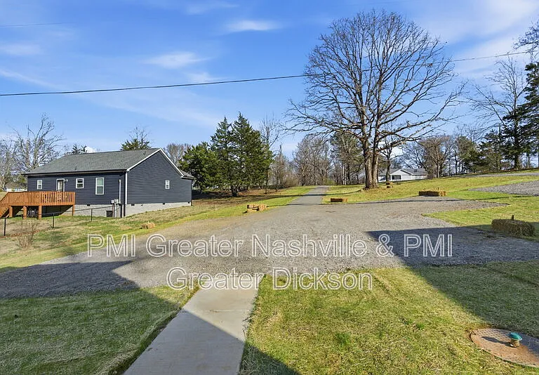 118 Saw Mill Rd #B — Photo 25