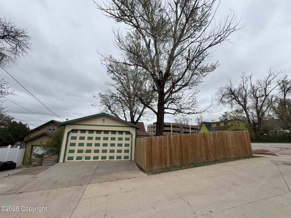 410 Warren Ave S, Gillette, WY 82716