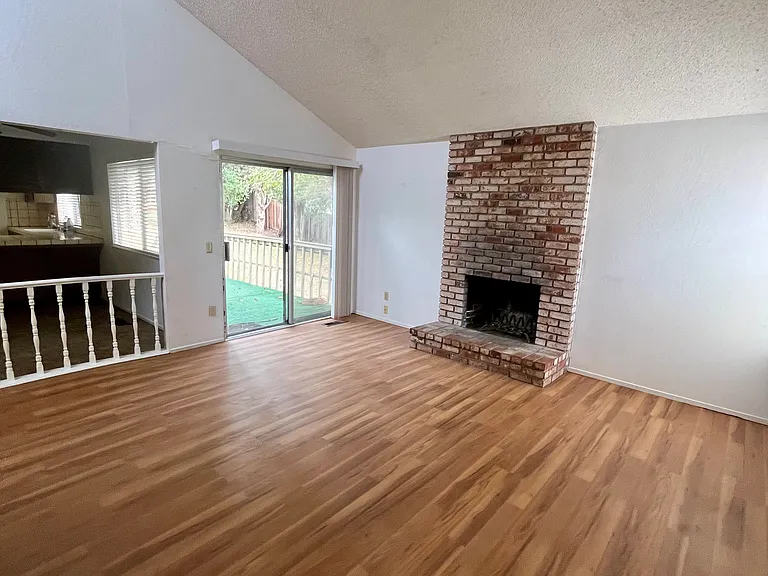 5200 Forrestgreen Ct — Photo 17