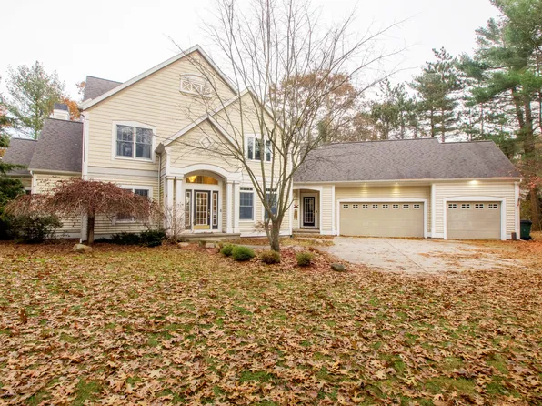 1478 Timber Trail Dr, Whitehall, MI 49461