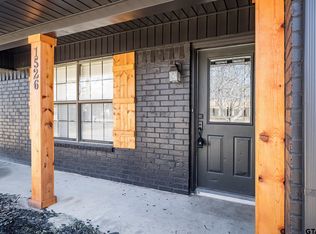 1526 Robin St, Mineola, TX 75773