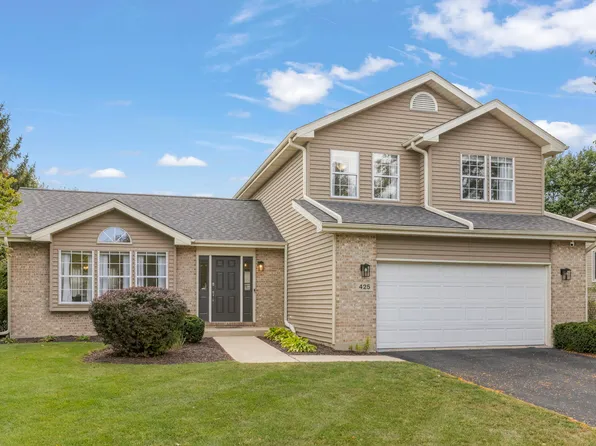 425 Cimarron Dr E, Aurora, IL 60504