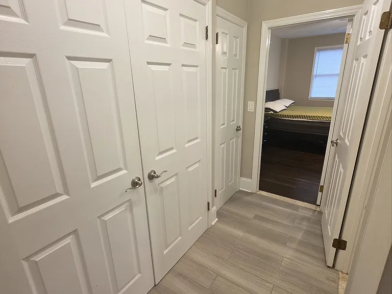 142-144 N Broadway #1 — Photo 14