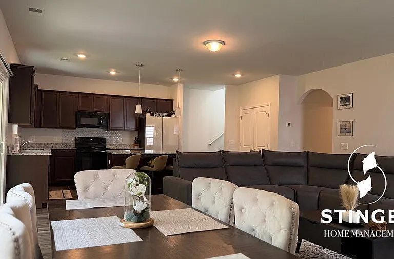 123 Chestnut St — Photo 13