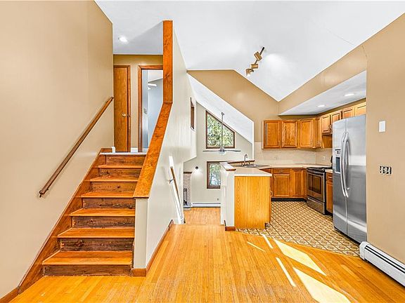 2nd image of 3 Rogler Farm Rd