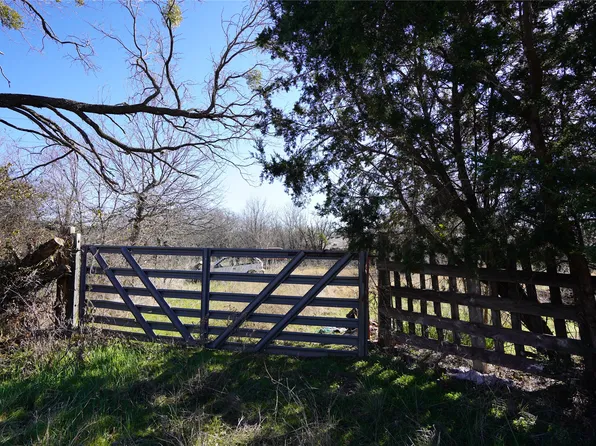 2521 Pleasant Valley Rd, Mineral Wells, TX 76067