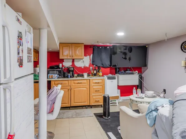 793 Kennedy Boulevard image 33 of 42