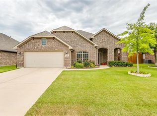 1169 Cardinal Ridge Rd, Burleson, TX 76028
