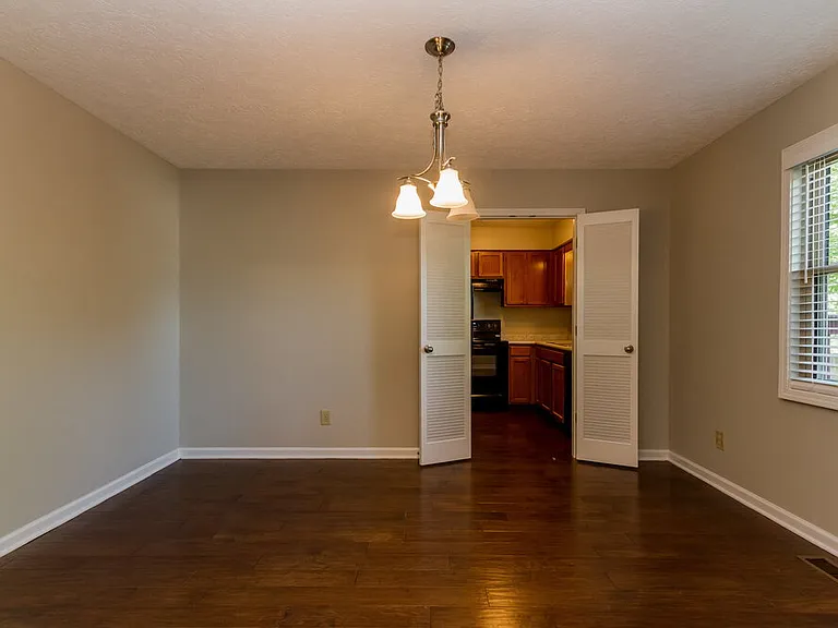 7665 Geist Estates Dr — Photo 7