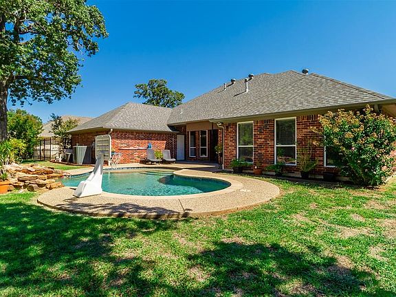 5 Oak Run Ct, Mansfield, TX 76063 | MLS #20171381 | Zillow