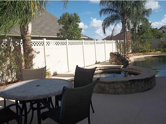 3rd image of 1763 Sherbrooke Ln