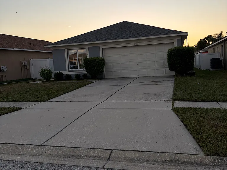 12927 Fieldmoor Ct — Photo 1