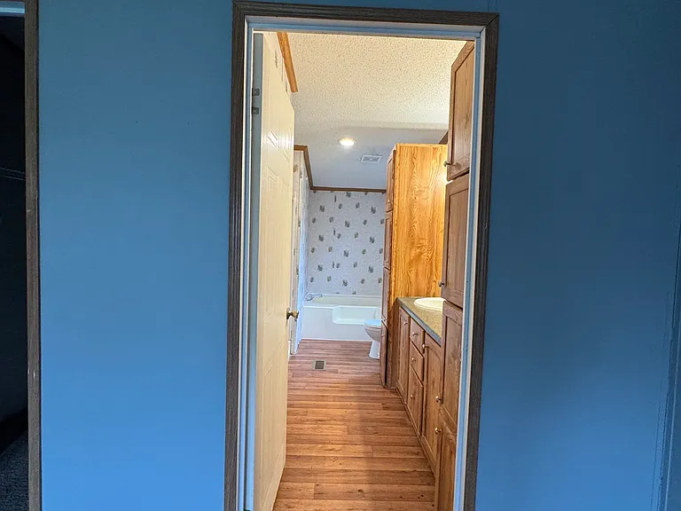 2037 County Road 112 — Photo 3