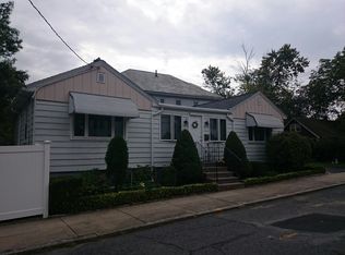70 Paragon Rd, West Roxbury, MA 02132