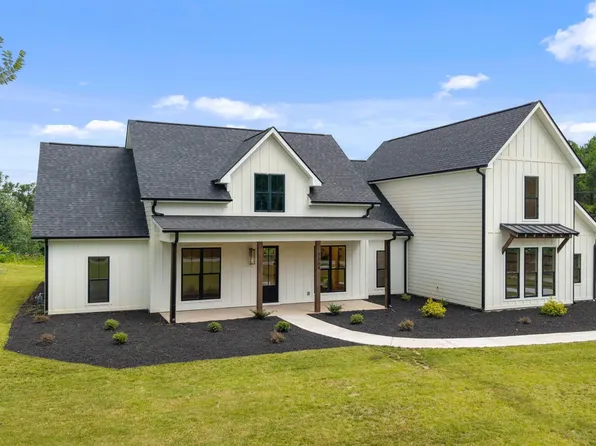 3364 Fairview Rd, Fountain Inn, SC 29644