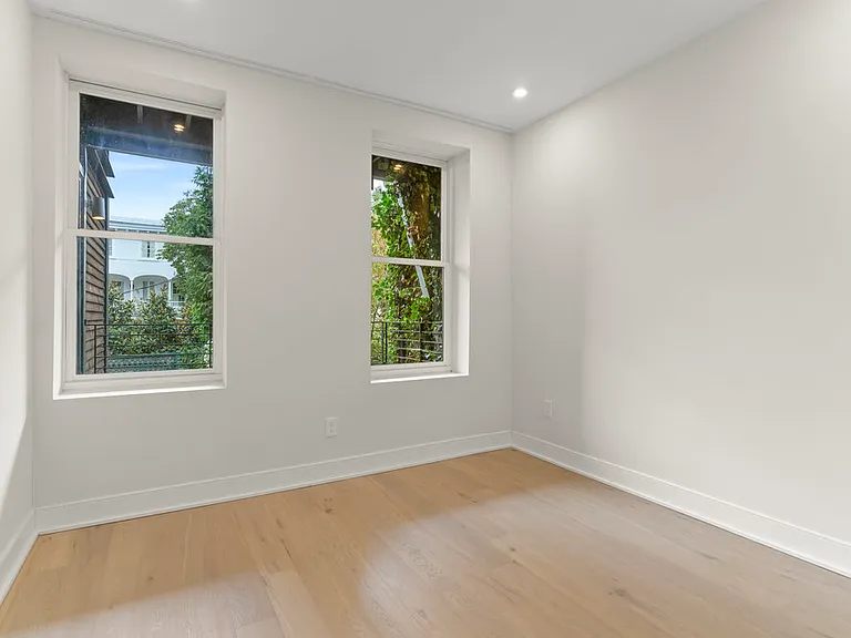 3016 Dumbarton St NW #401 — Photo 29