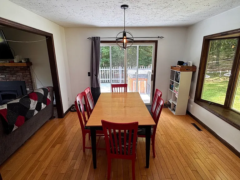 190 Pillsbury Rd — Photo 15