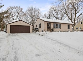 548 Doris Ave, Shoreview, MN 55126