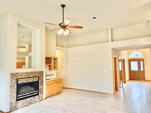 8420 Ashton Pl NE — Photo 8