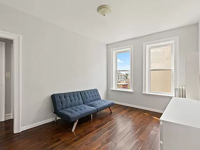 374 S 2nd St APT 37, Brooklyn, NY, 11211