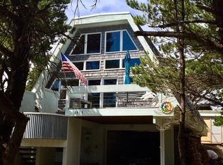 8950 Spindrift Ln, Manzanita, OR 97130