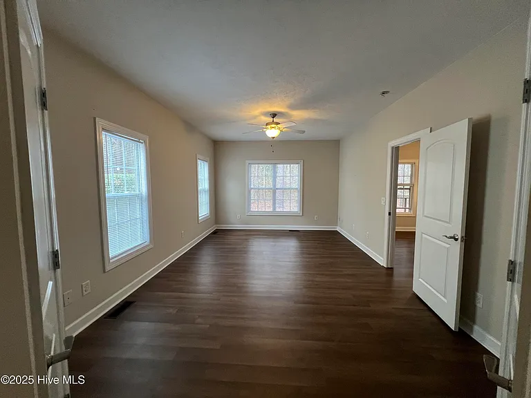 754 Riverbirch Dr — Photo 13