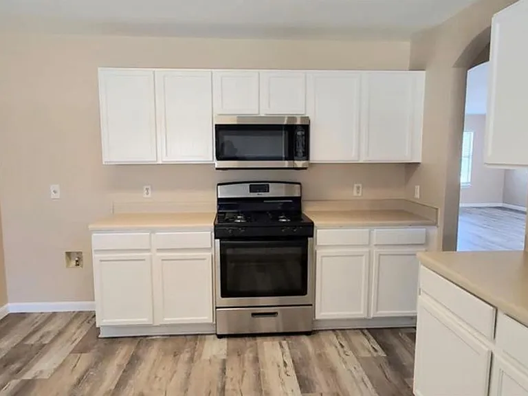 3922 Haleys Way — Photo 11