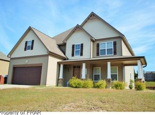 159 Salisbury Ln, Spring Lake, NC 28390