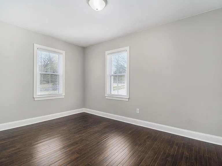Bedroom High end unit