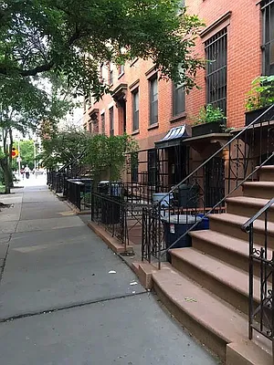 Rented by Eva M. Daniels Realty | media 1