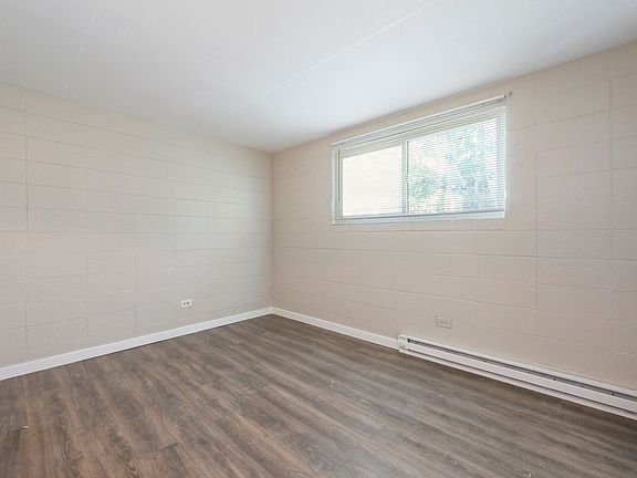 5th image of 8104 SE Raymond St #11