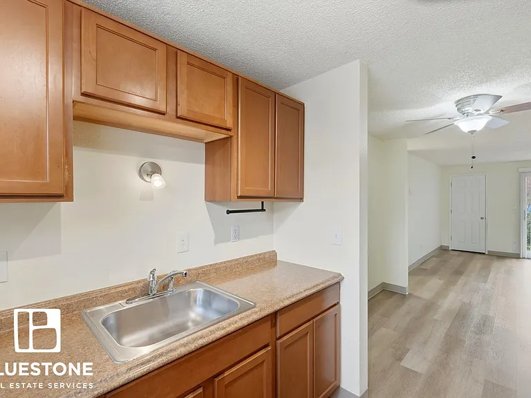Birchcreek Apartments — Photo 33