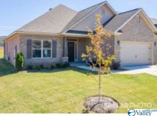 152 Sublett Dr, Hazel Green, AL 35750