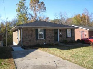 618 W Francis Ave, Clarksville, IN 47129