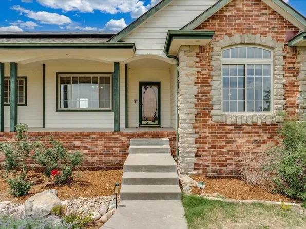 8015 S Butterfly Ct, Clearwater, KS 67026