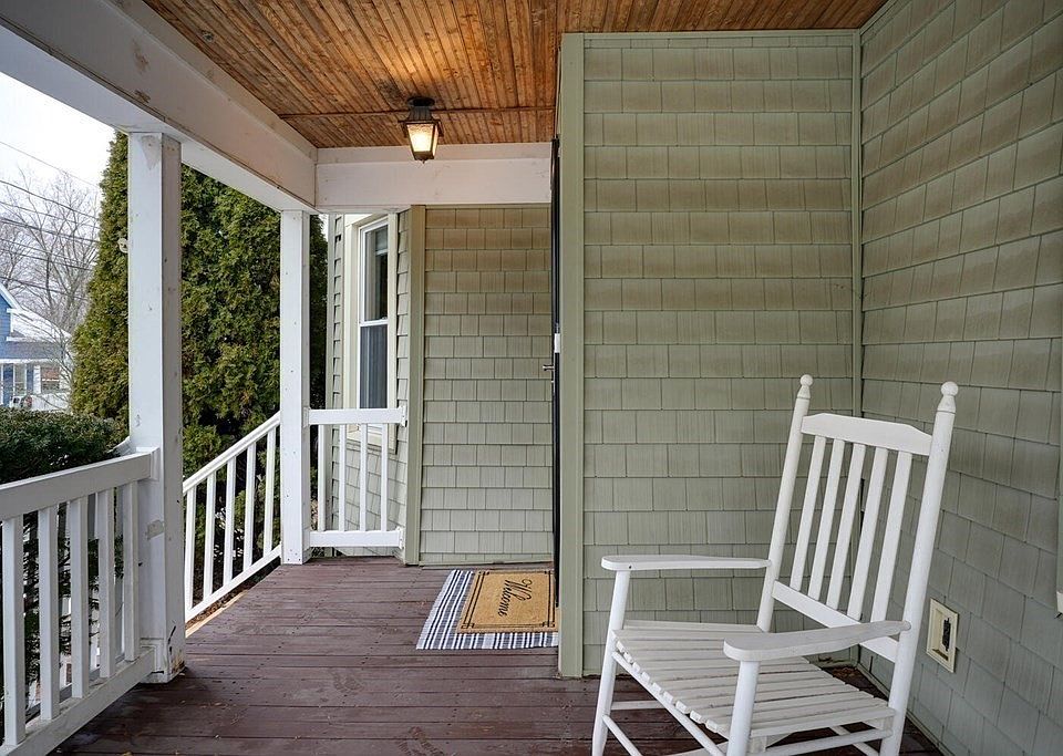 7 Sturgis St, Woburn, MA 01801 Zillow