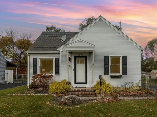44 Brayton Rd, Rochester, NY 14616