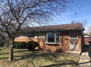 38751 Derby Dr, Sterling Heights, MI 48312