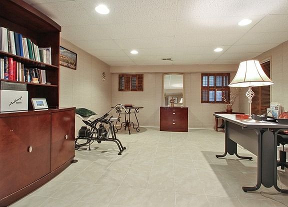 5th image of 1313 Glengary Ct