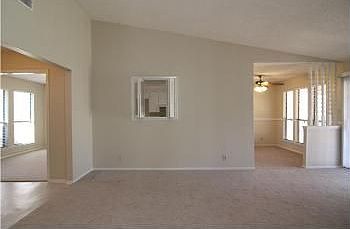 5th image of 609 Hillbrook Dr