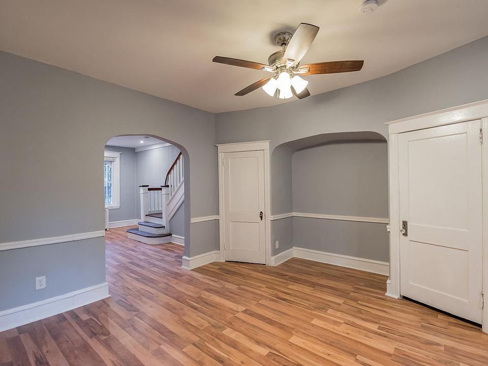 1st image of 5846 Larchwood Ave